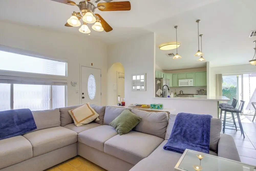 Family Home, 7 Mi to Joshua Tree National Park!