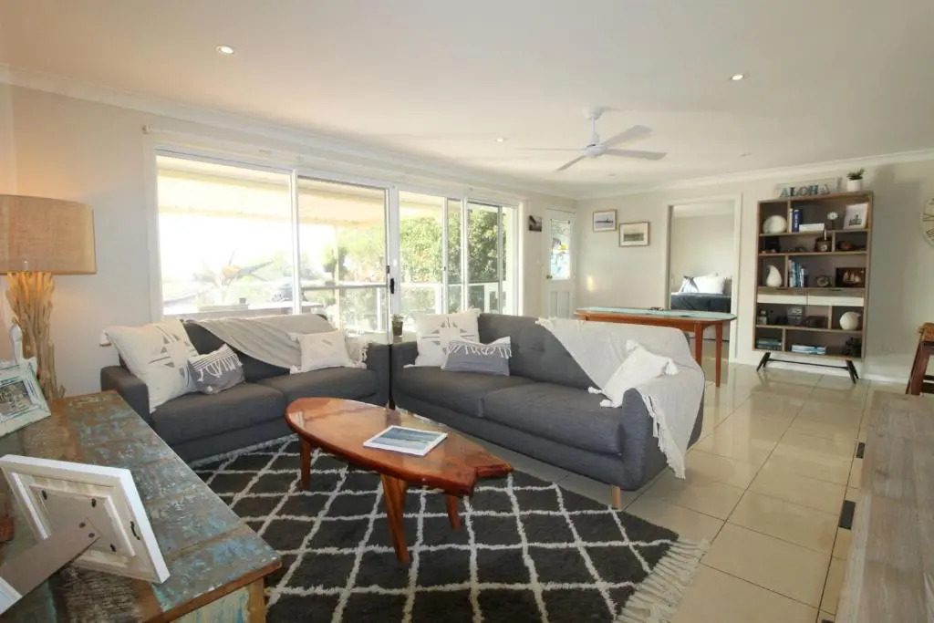 Barefoot, 32 Skyline Crescent, Crescent Head