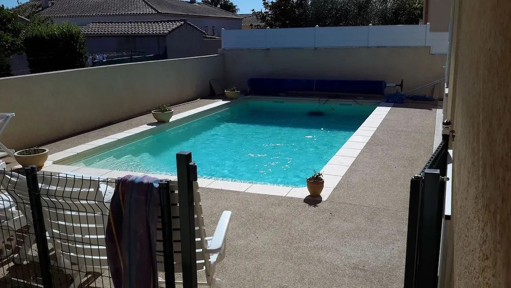 Chambre 2 Beziers Villeneuve