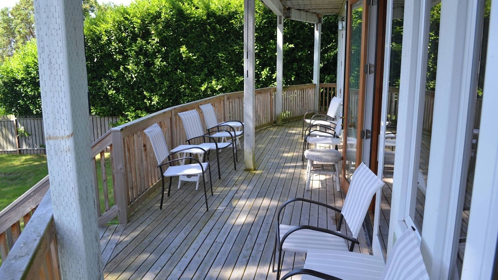 Harbor View Haven by Avantstay Private Backyard