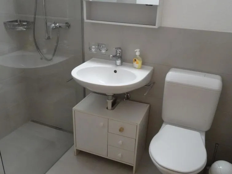 Amaryllis - One Bedroom