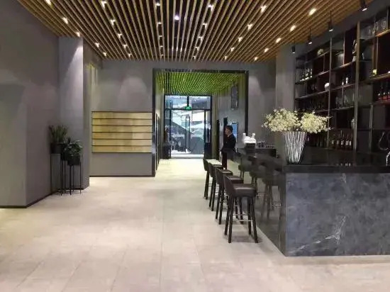Chengdu Hexi Apartment (Huanhuahui East Railway Station Branch)