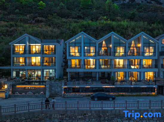 Xiangshan Morning Mountain Evening Sea Homestay