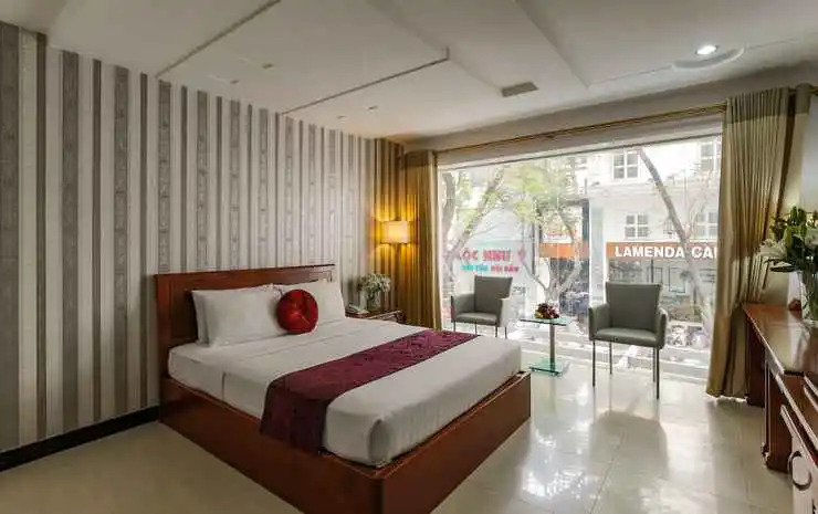 Gold hotel, Saigon