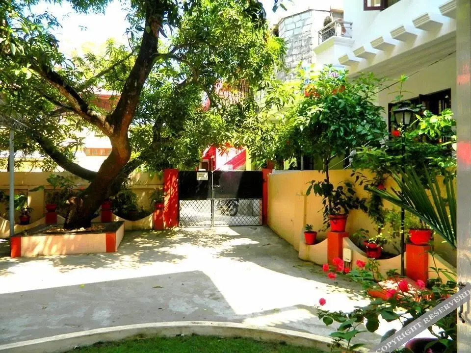 Fort Garden Residency