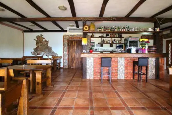 B&B Tonivale - Heated Pool, Padel & Meeting Room
