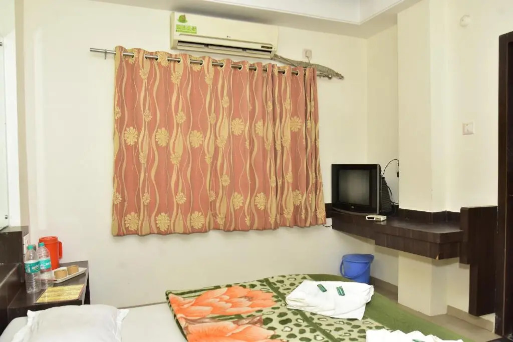 Hotel sai dhyan