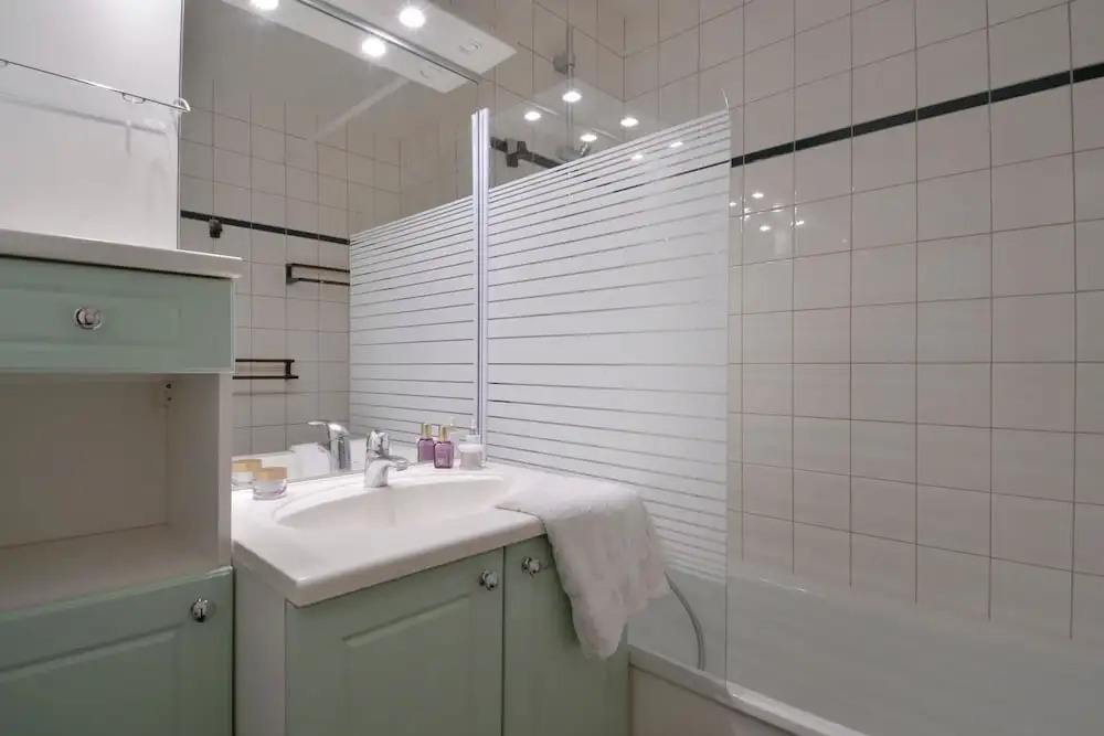 Residence Saintjacques Two-roomed Apartment in the Resort Center for 5 People Cb44