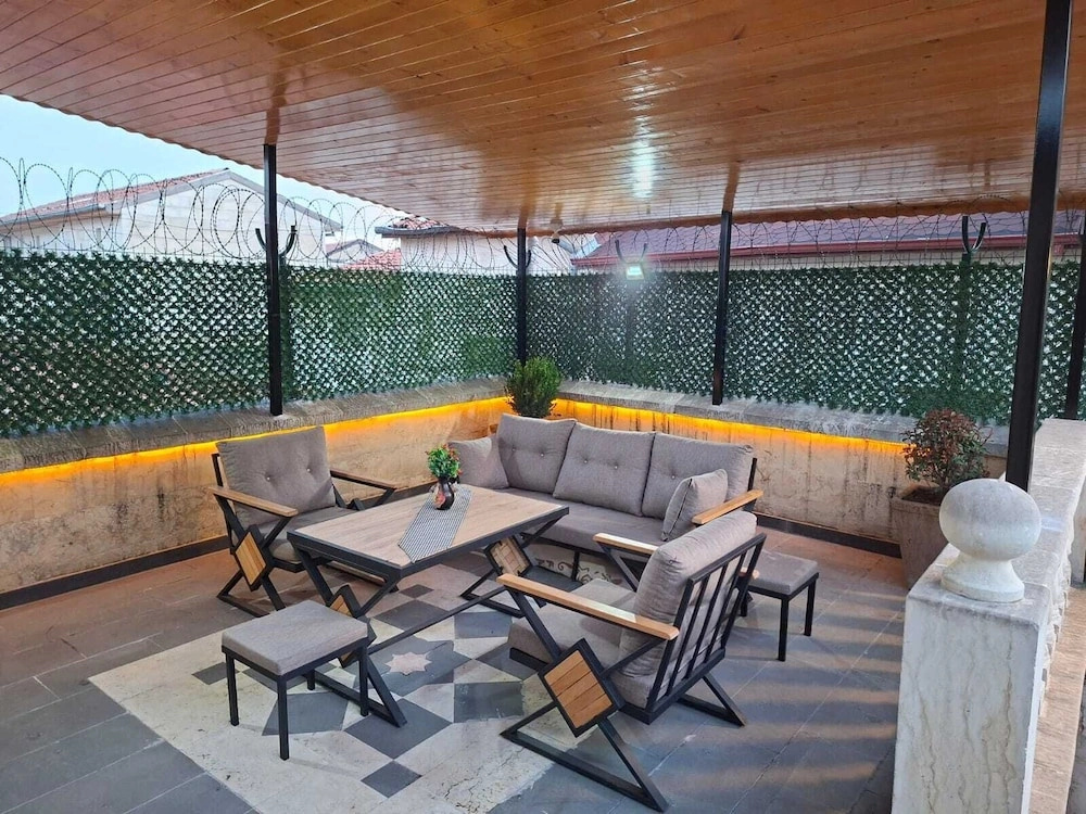 Ela Sultan Han Otel