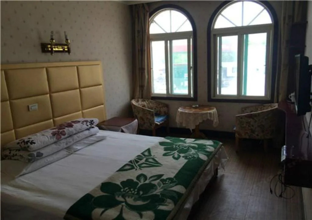 Chaosheng Hotel