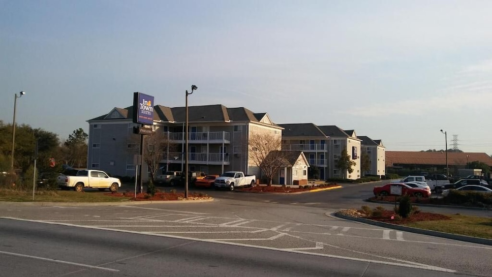 InTown Suites Extended Stay Savannah GA