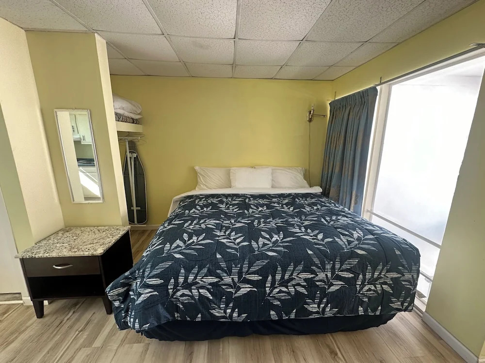 Searay Motel
