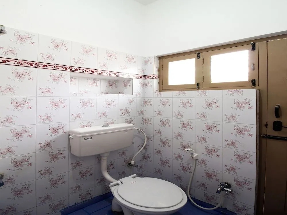 OYO 16526 Karanji Homestays
