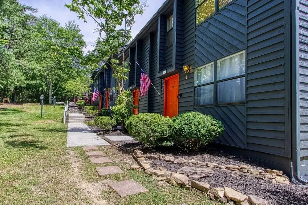 Pinecrest Townhomes