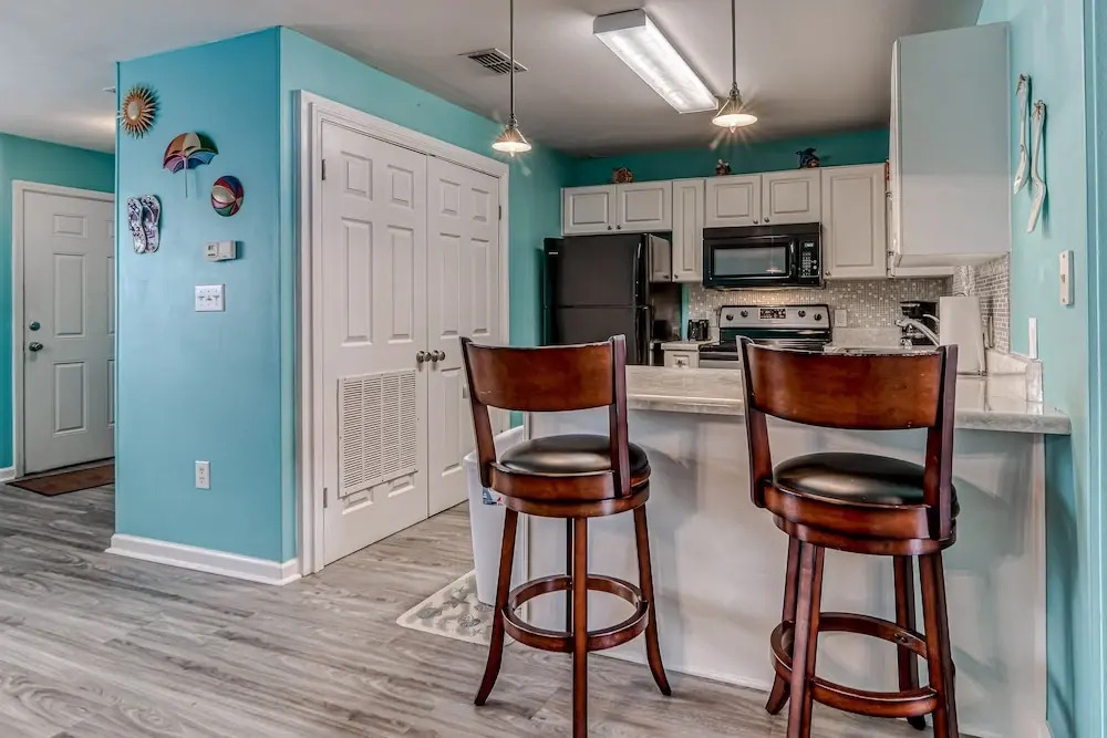 Alabama Sands Unit 2 2 Bedroom Condo by RedAwning