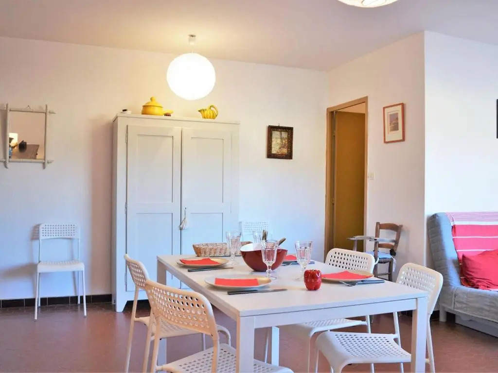 Appartement Le Lavandou, 2 pièces, 4 personnes - FR-1-251-384