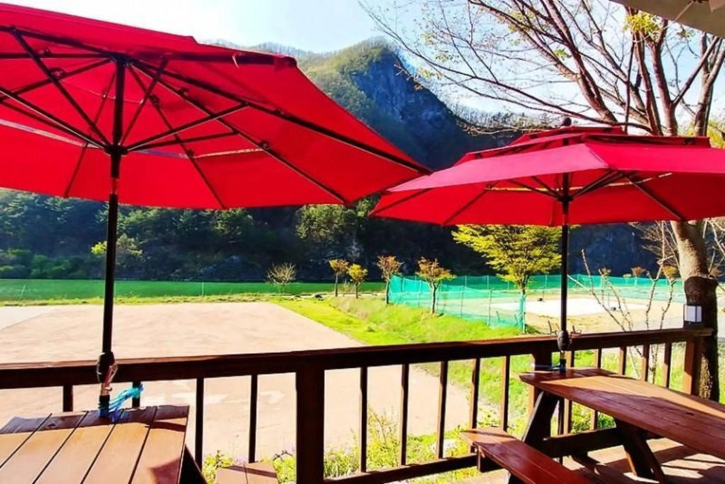 Youngwol River and Stars Pension(강앤별)