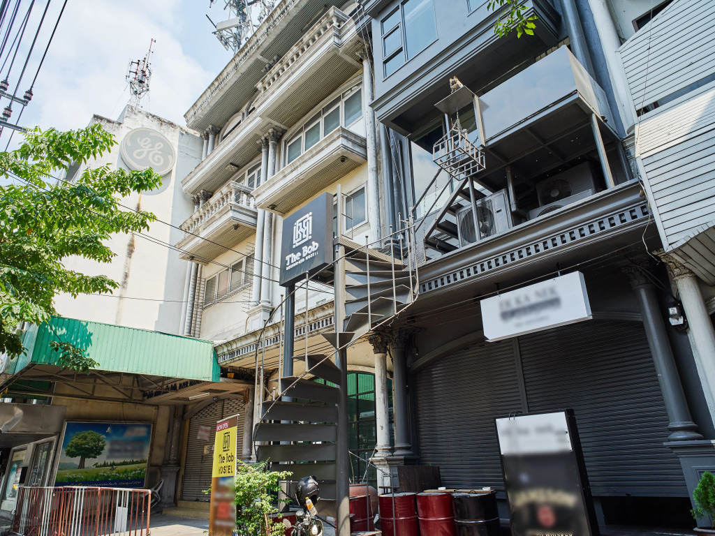 BoB Hostel บ็อบโฮสเทล
