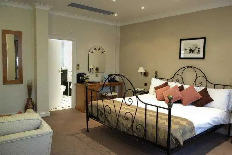 Best Western Russell Hotel