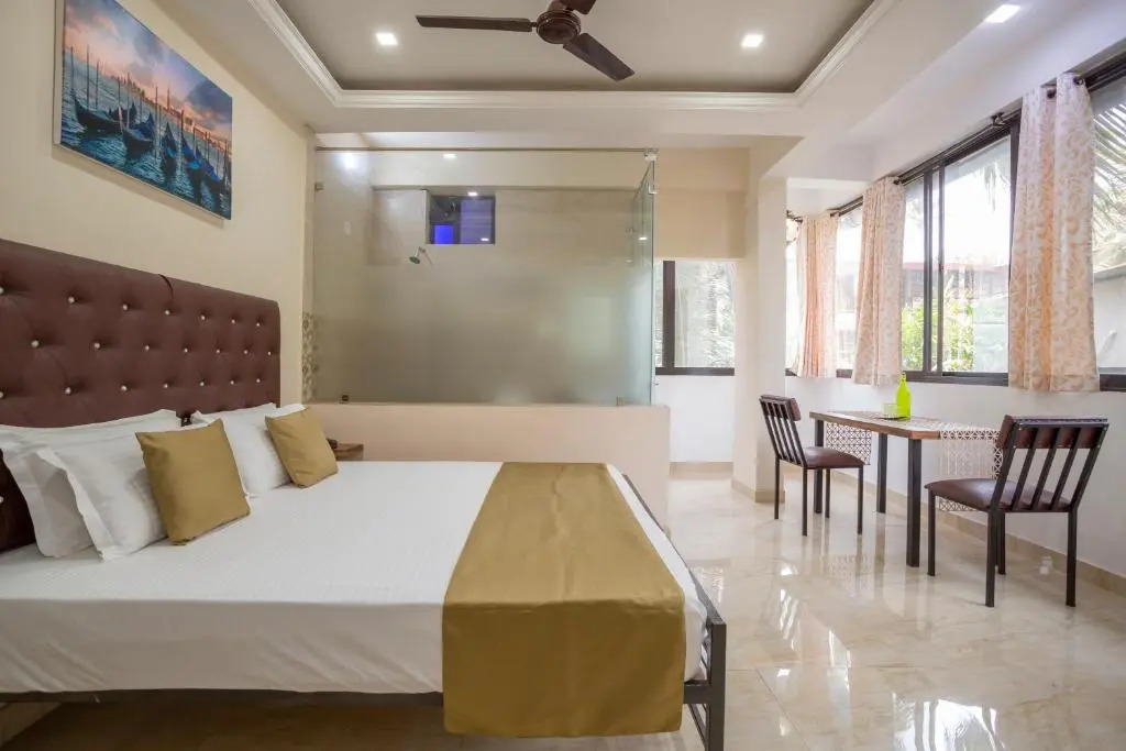 14 Door Home Stay