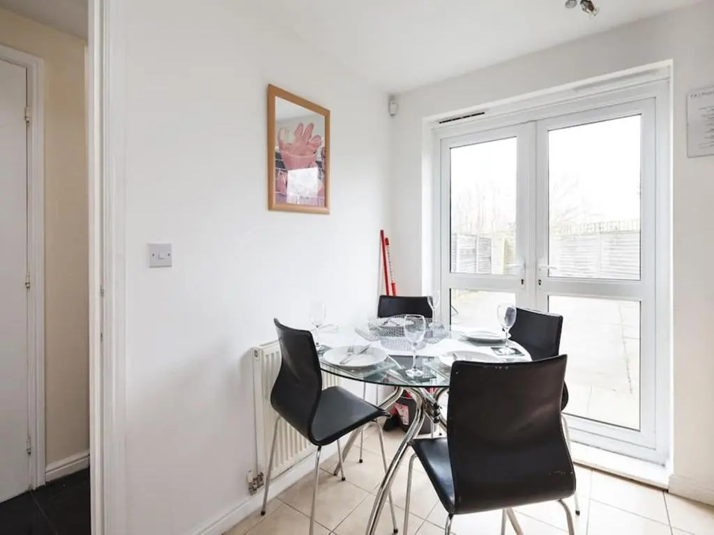My-Places Abbotsfield Court Townhouse 14