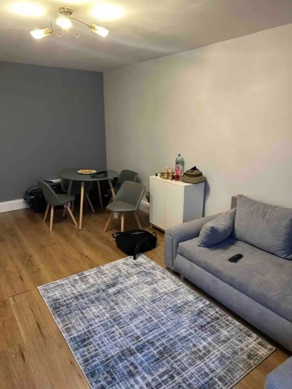 Captivating 1-bed Apartment in Stratford