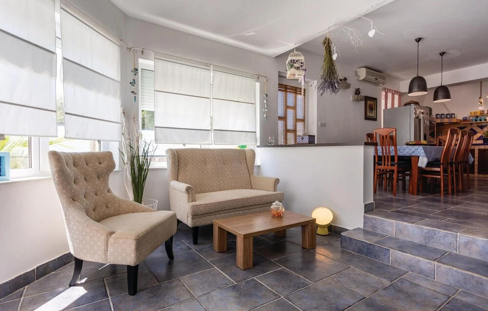 Luxurious Home In Kornic