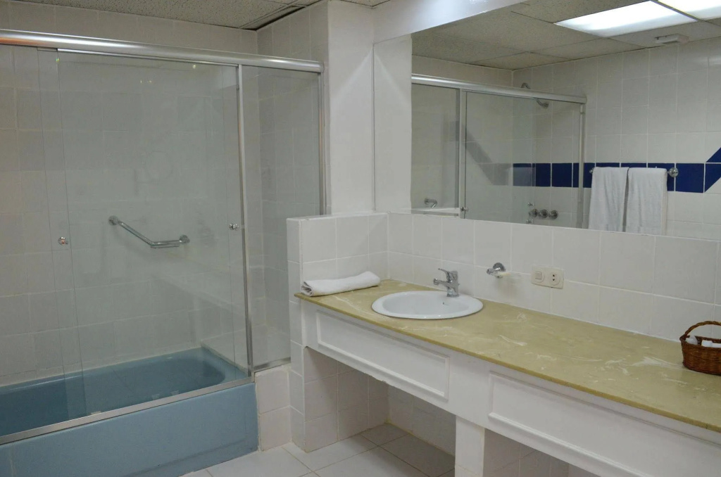 Hotel Tambo Real