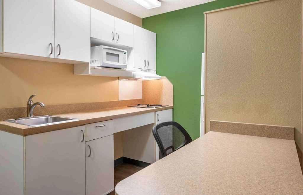 Extended Stay America Select Suites - Chicago - Lombard - Oakbrook