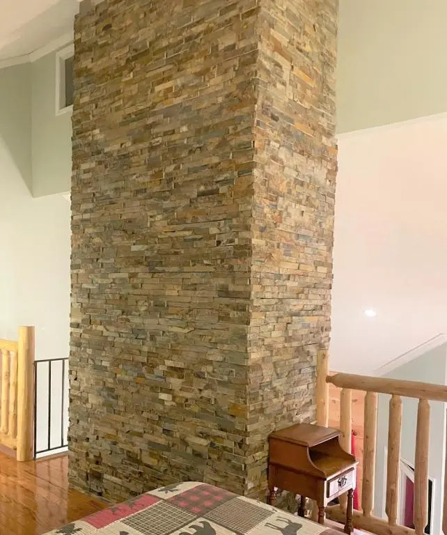 Spacious Downtown Condo Walking distance to Downtown Gatlinburg Sleeps 6 guests