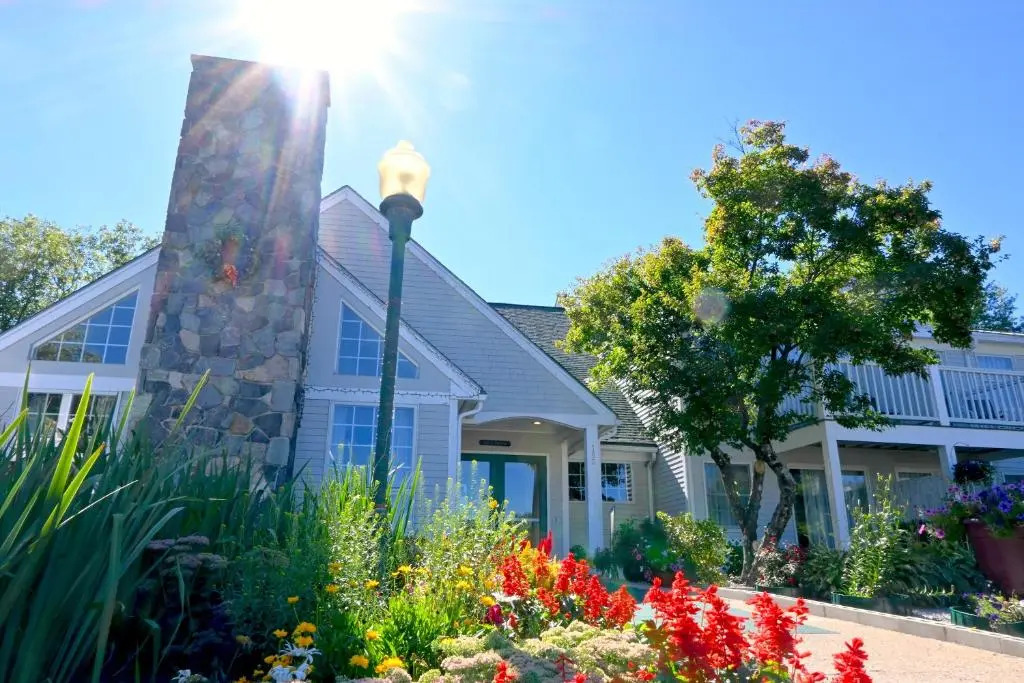 The Lodge at Jackson Village