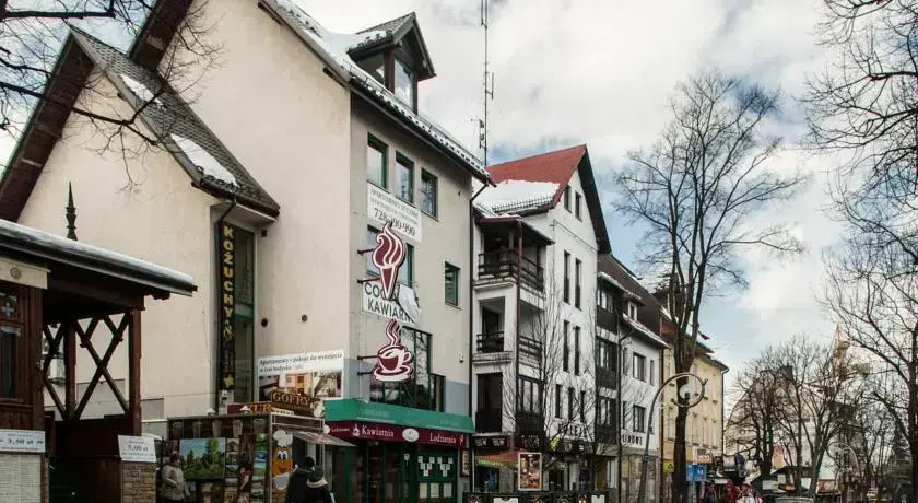 Pokoje Krupówki Street