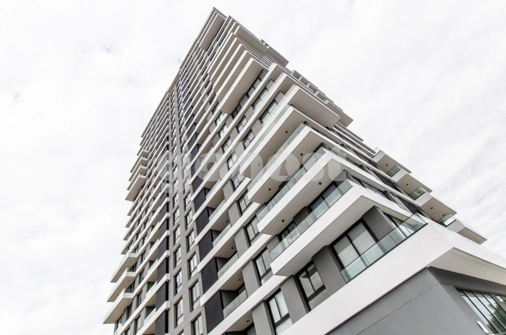 Apartamento único en zona del Sh del Sol 1D012