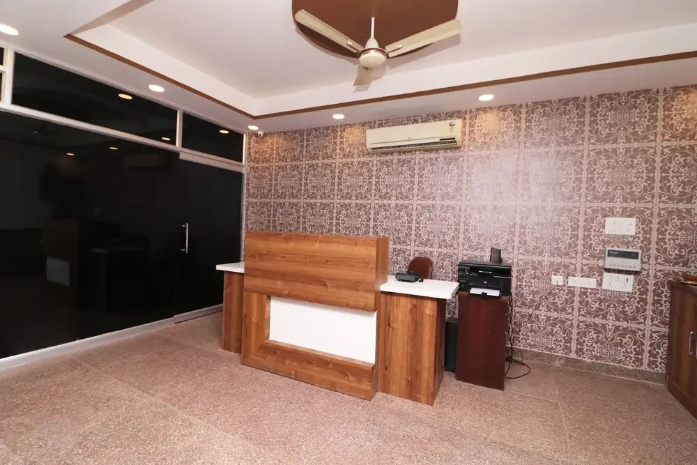 OYO 36848 Embellish Inn