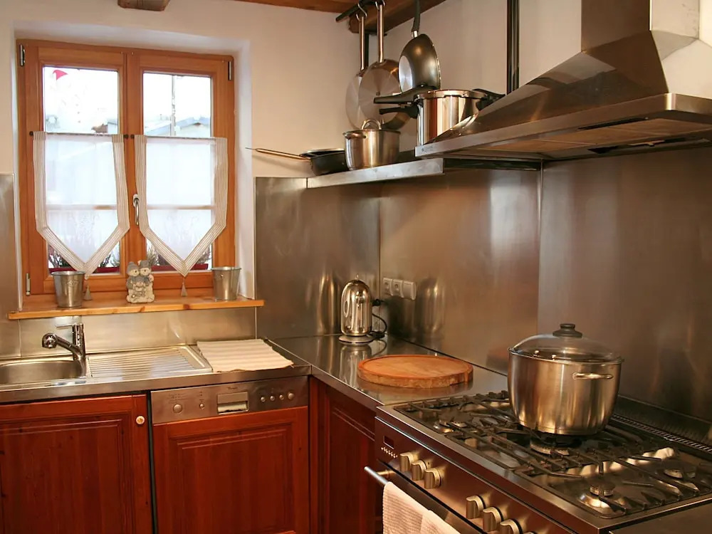 Charming Cottage Located in a Small Traditional Mountain Village