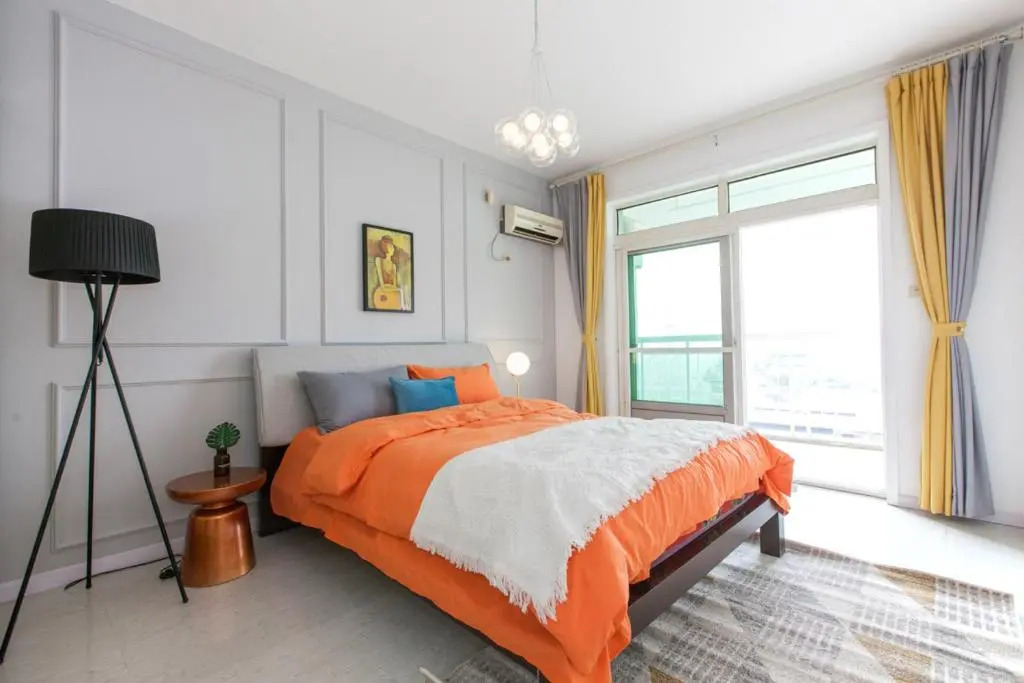 Wuhan Wuchang·Wuchang River Beach· Locals Apartment 00139250