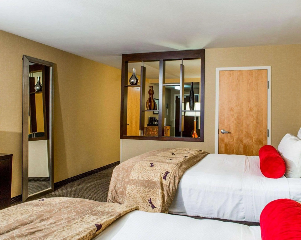 Cambria Suites Appleton