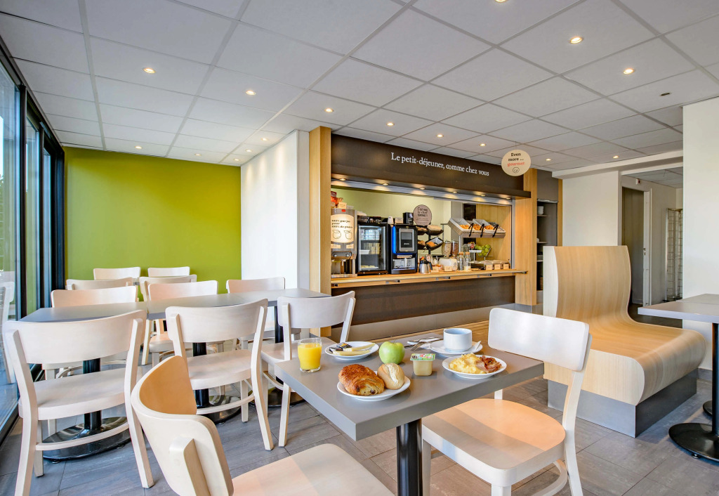 B&B HOTEL Nîmes Ville Active, parking sécurisé gratuit