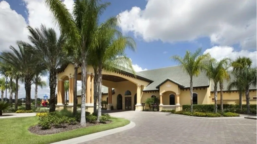 Captain Hook's Haven - 4 Br townhouse by RedAwning