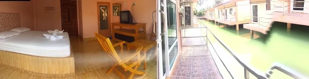 Palm Payom Village Resort