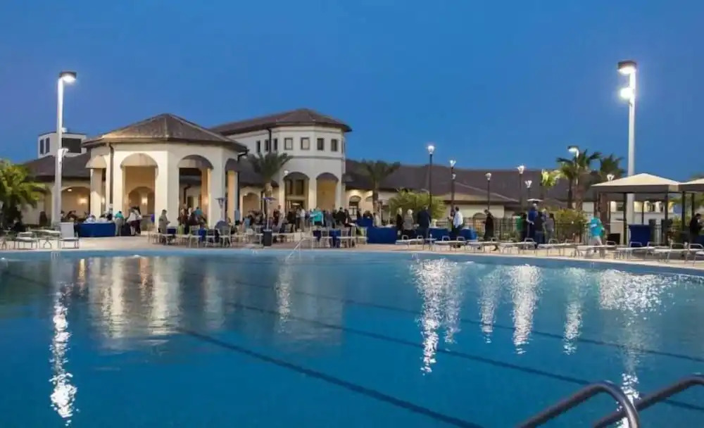 Townhome 4 BR Free Access to Amazing Resort