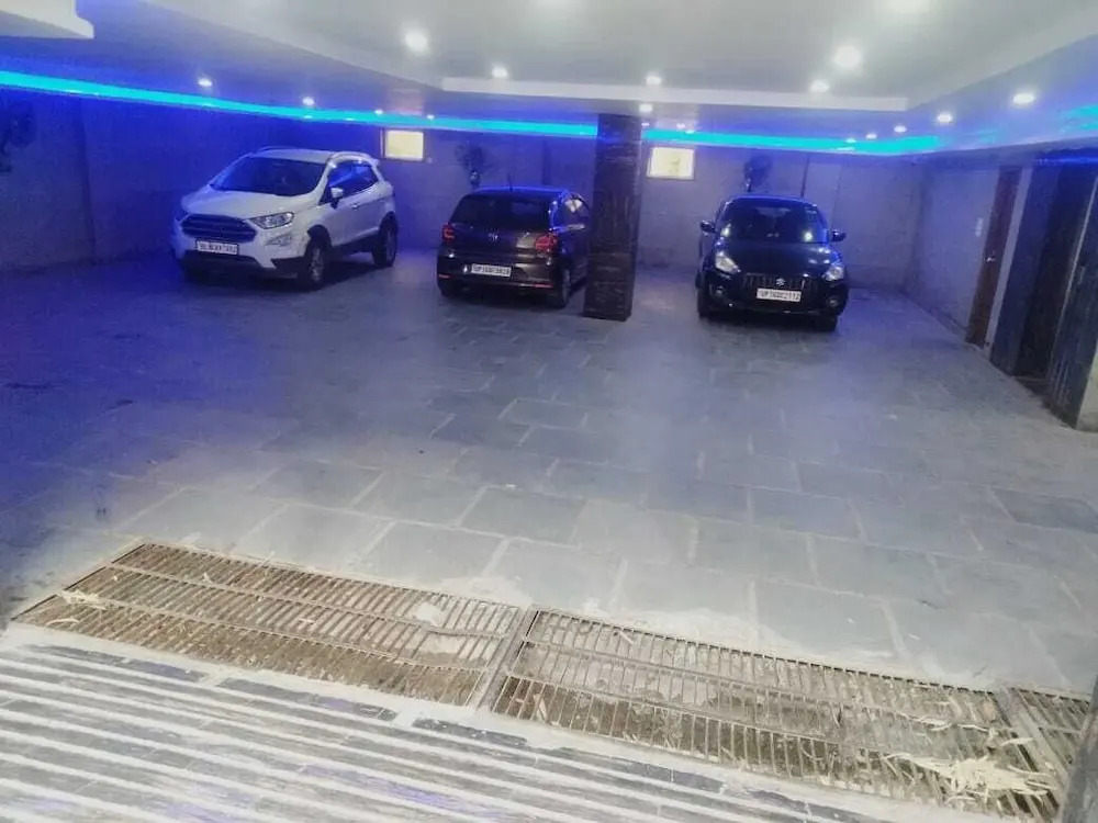 Treebo Haveli Resort Roots, Bhupatwala Haridwar