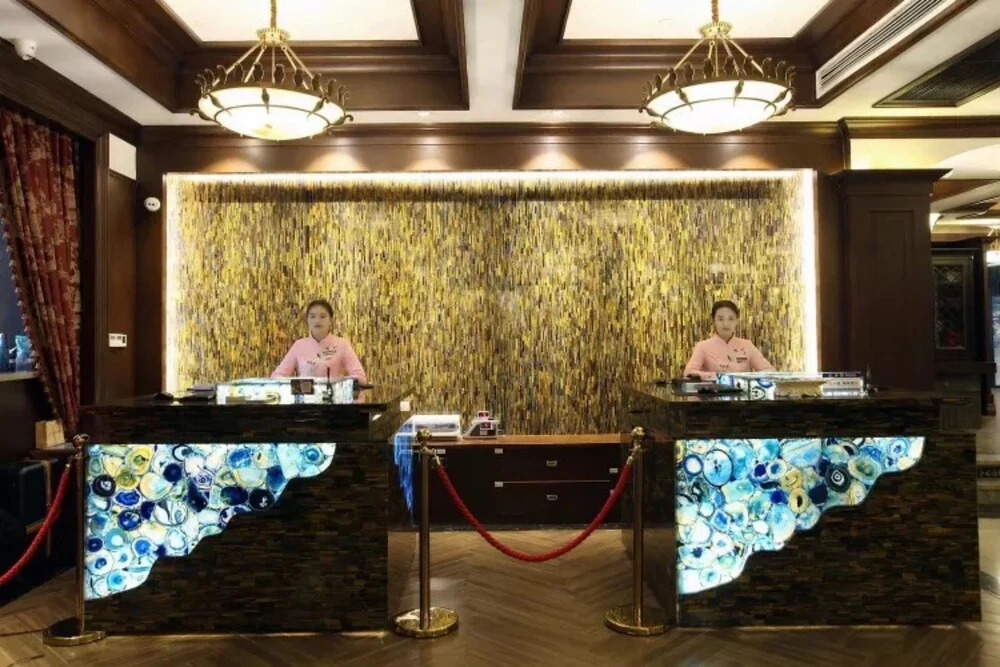 Bolianhui Hotel(Monument to the people's Liberation Shibati  Store)