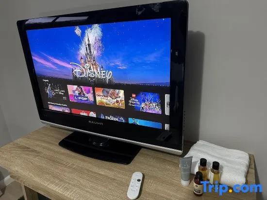 Sydney Golden Swan Holiday house with Pool, Spa, Game Room,150Inch Projector and Smart House
