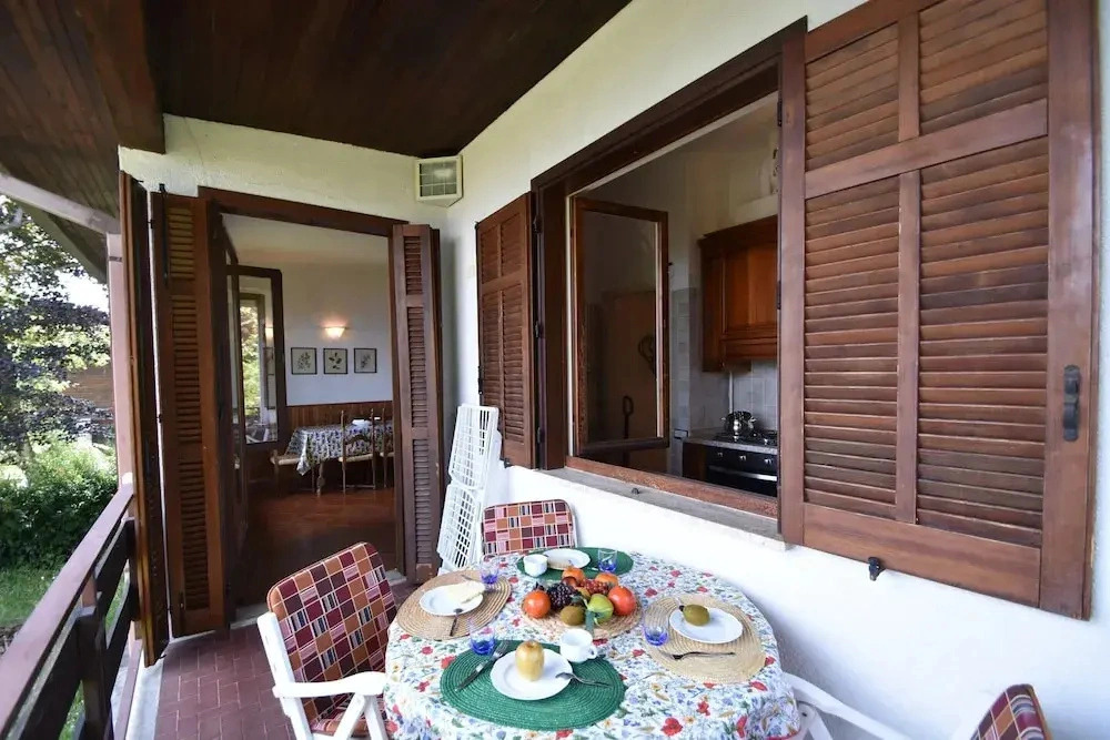 Villa in Valdora with Lake Maggiore Views