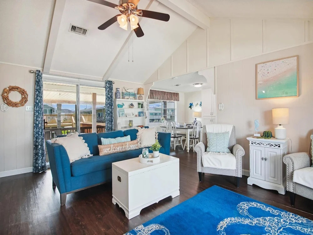 Casa Hermosa by Ryson Vacation Rentals