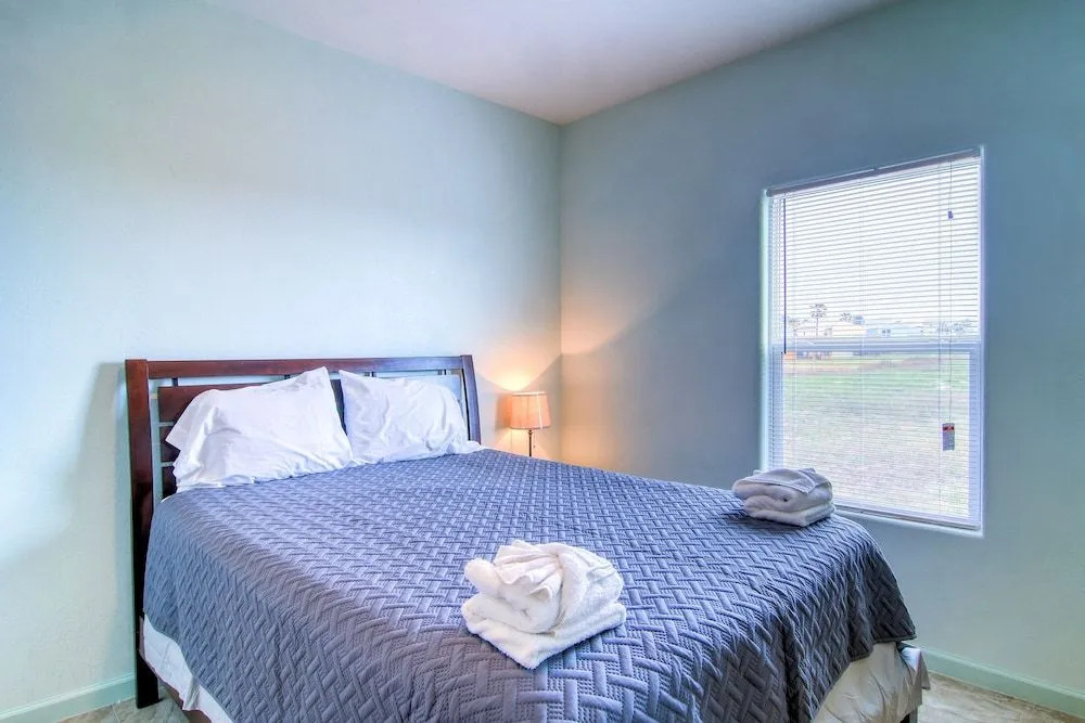 146 Beachview Drive Downstairs BVED146 - 3 Br Home