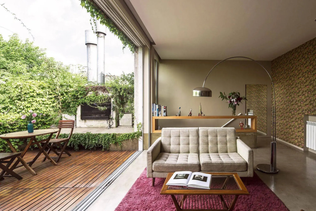 Home Hotel