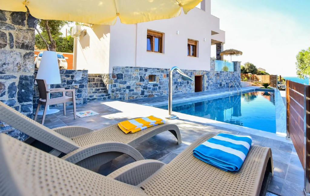 Villas Beach Front Gouves