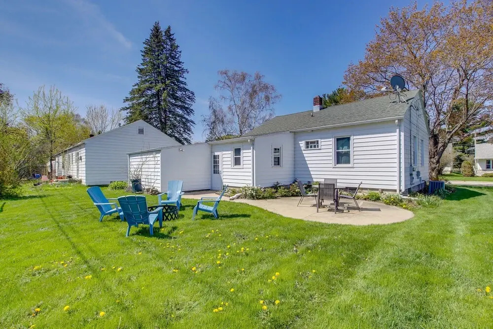 Sturgeon Bay Home ~ 6 Mi to Potawatomi State Park